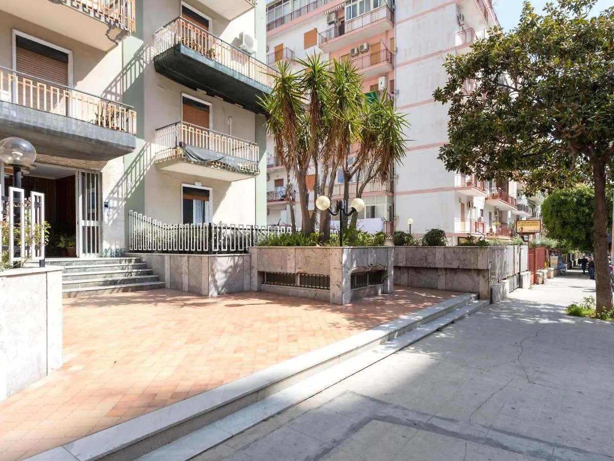 Apartment La Casetta Di Clo By Interhome Palermo 0*,